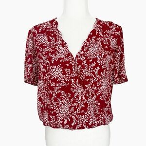 NINE BRITTON V NECK SHORT SLEEVE FLORAL BUBBLE HEM TOP RED/WHITE SIZE SMALL